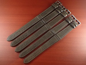 新作 シュリンクレザーベルト グレー 限定販売!!