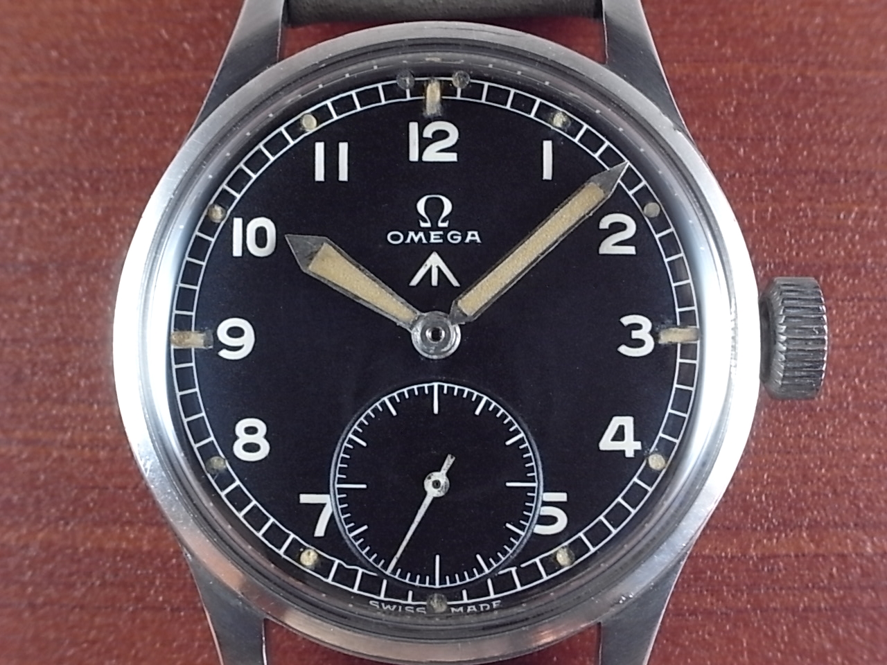 オメガ イギリス陸軍 W.W.W. ダーティダース 第二次世界大戦 1940年代 | VINTAGE WATCH | Curious  Curio（キュリオスキュリオ）