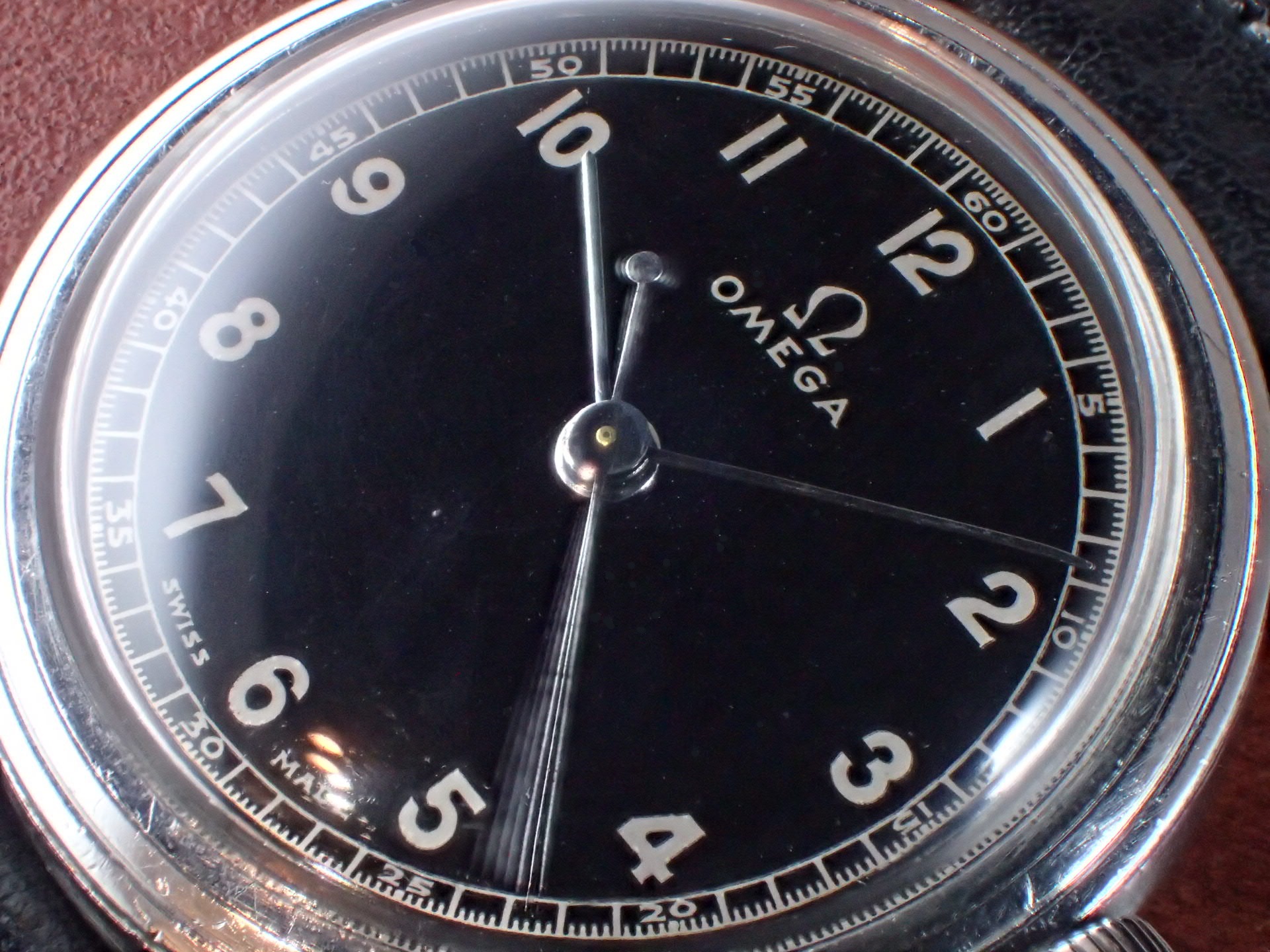 オメガ Cal.23.4 SC ブラックミラーダイアル 1940年代 | VINTAGE WATCH