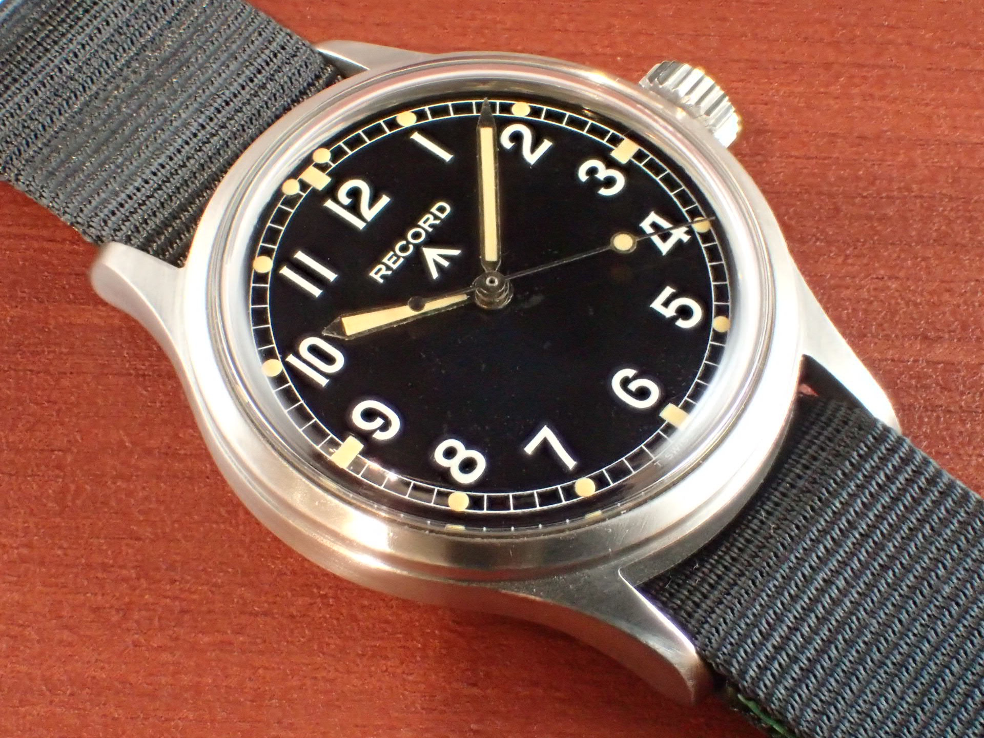 猫さん　Curious Curio 春原製作所本革 VINTAGE WATCH | Curious Curio（キュリオスキュリオ）